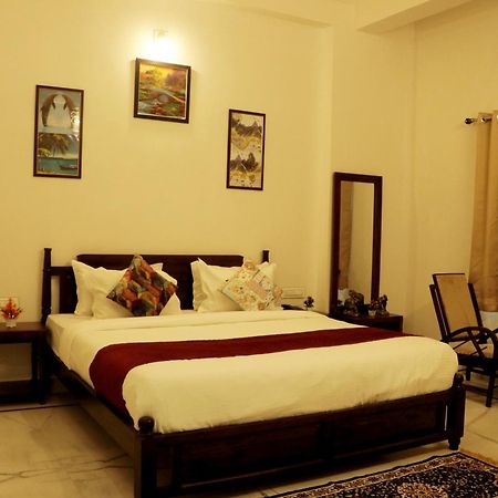 Hotel Tripli Udaipur Exterior foto