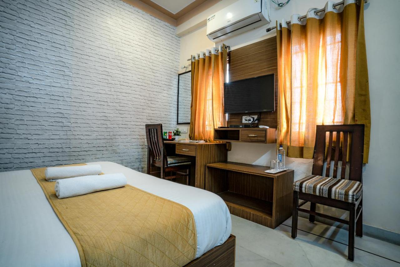 Hotel Tripli Udaipur Exterior foto
