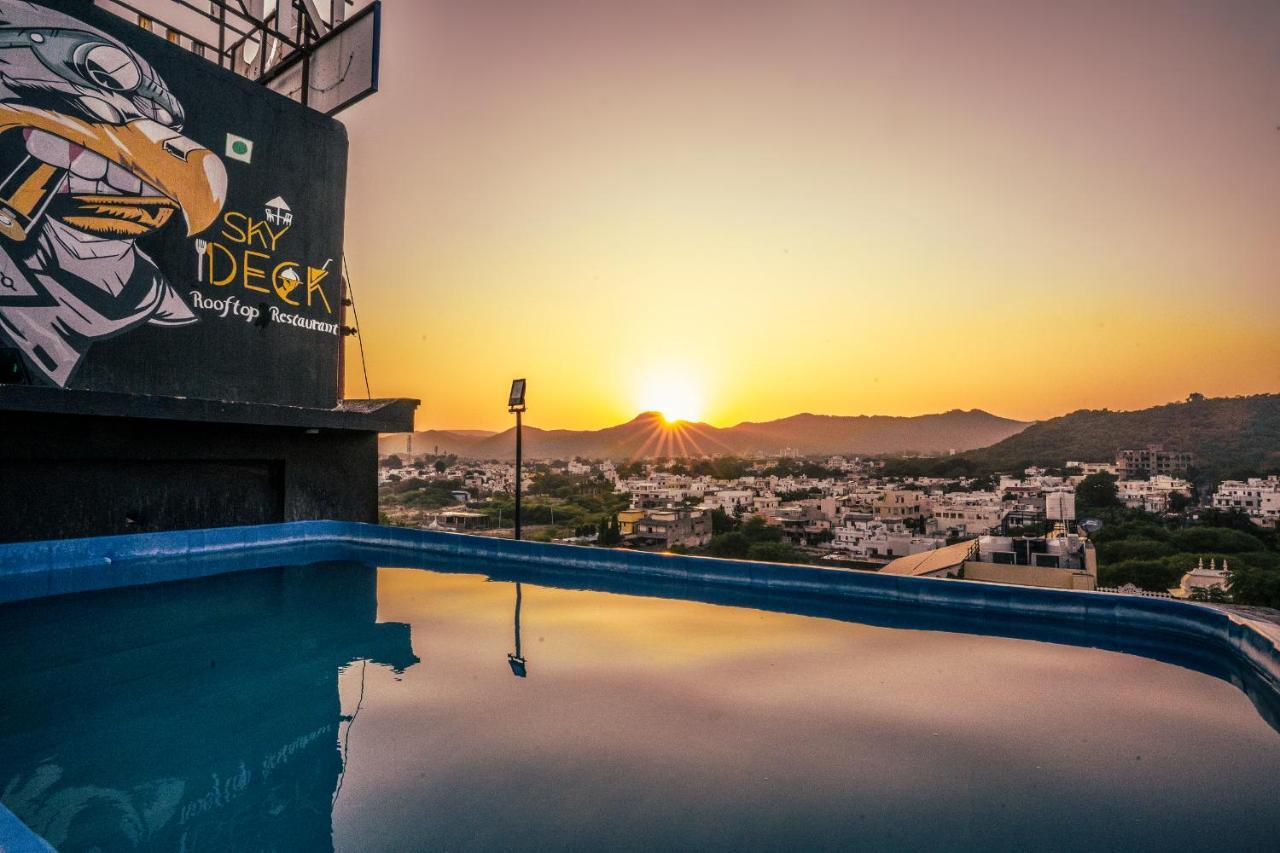 Hotel Tripli Udaipur Exterior foto
