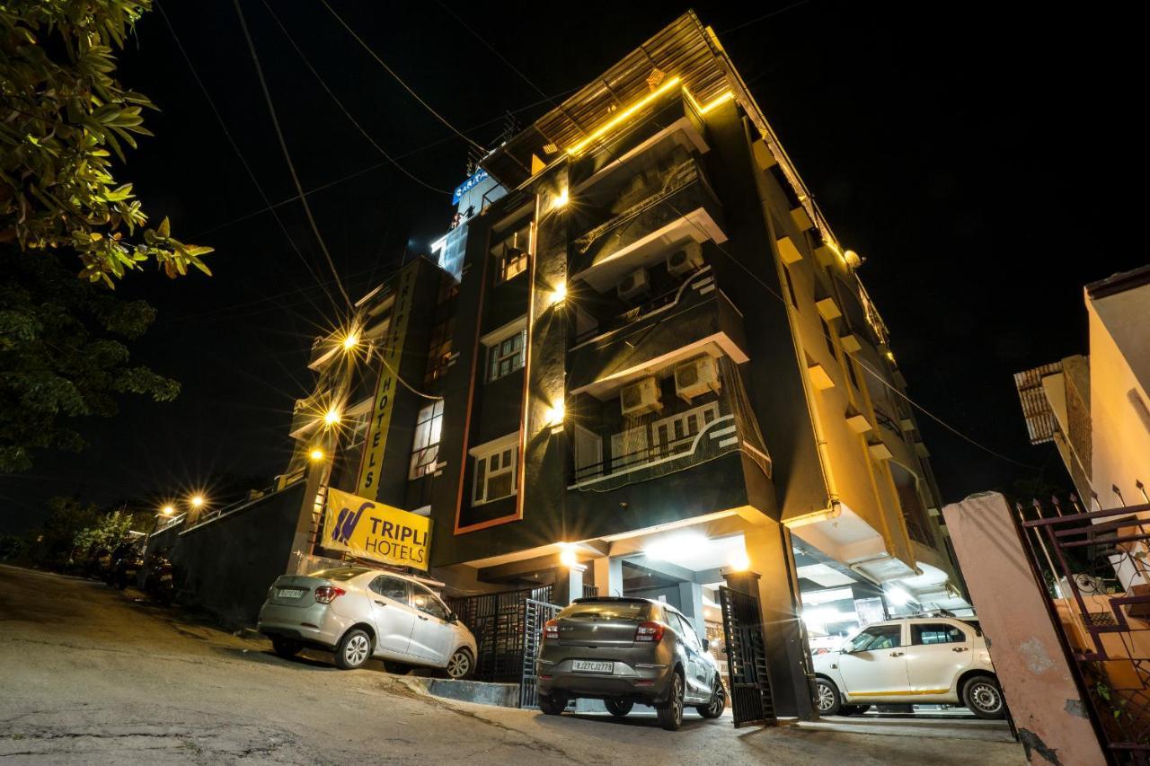 Hotel Tripli Udaipur Exterior foto