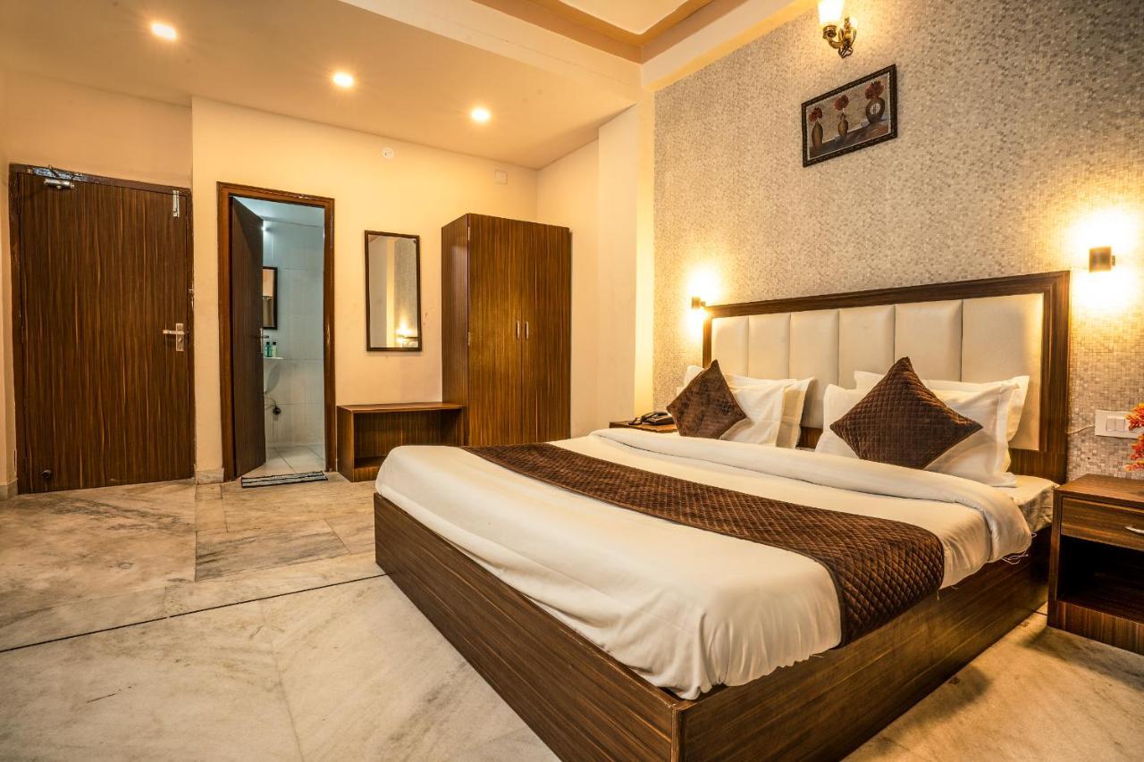 Hotel Tripli Udaipur Exterior foto