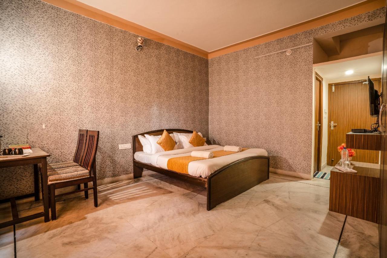 Hotel Tripli Udaipur Exterior foto