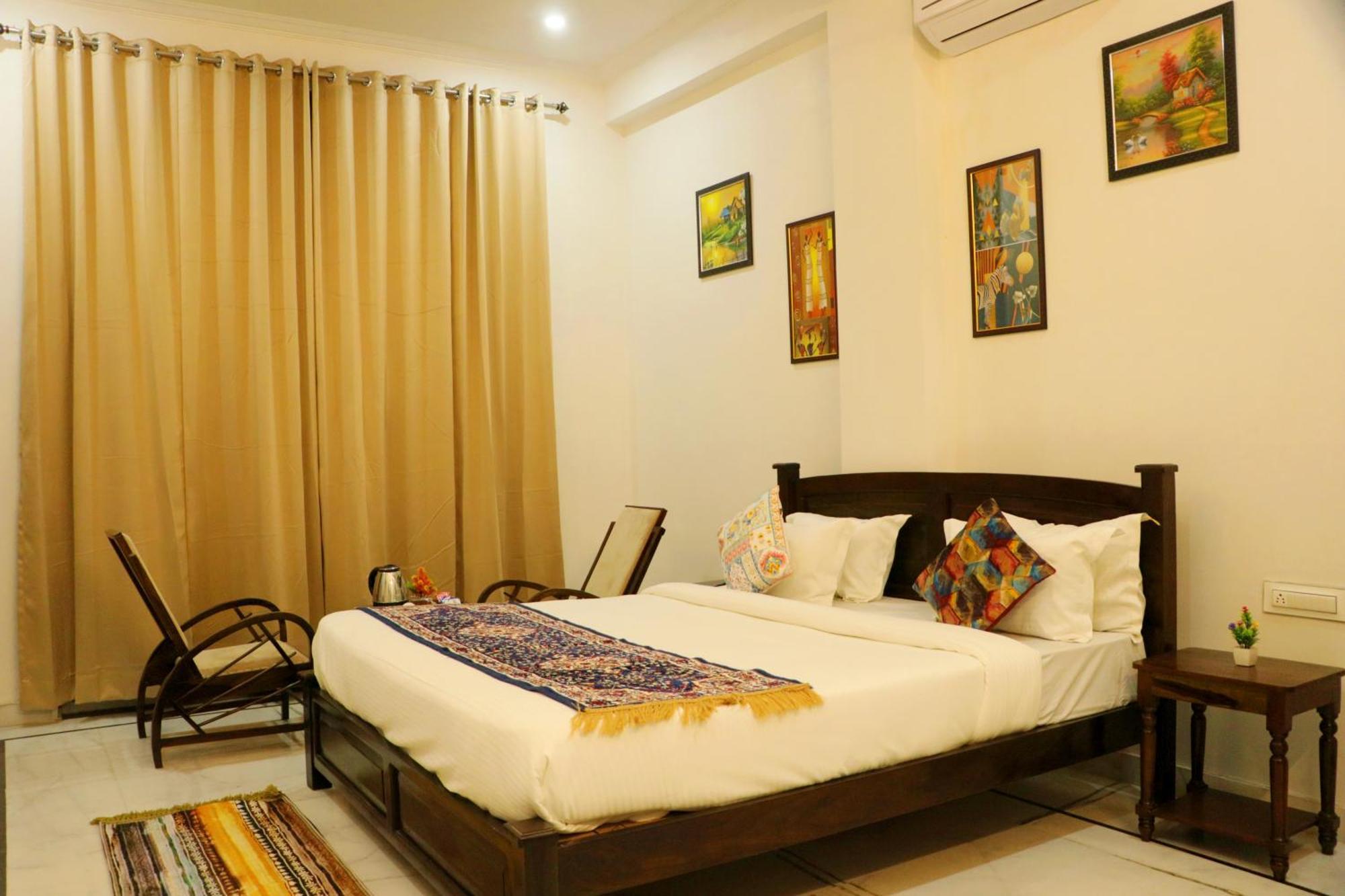 Hotel Tripli Udaipur Exterior foto